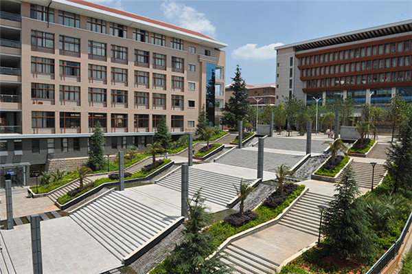1-220F3210412T4.jpg